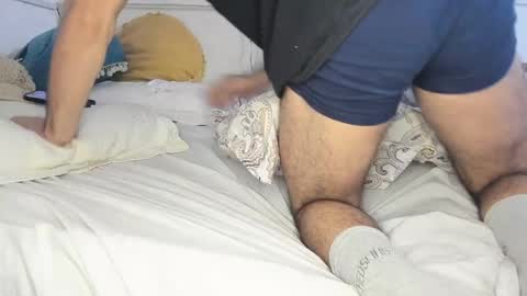 Javier  online show from 05/19/26, 06:47