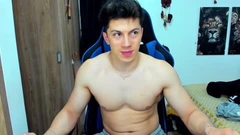 Snapshot of javiersexymann chatting on 12/20/24, 12:41 Javier online show from 12/20/24, 12:41