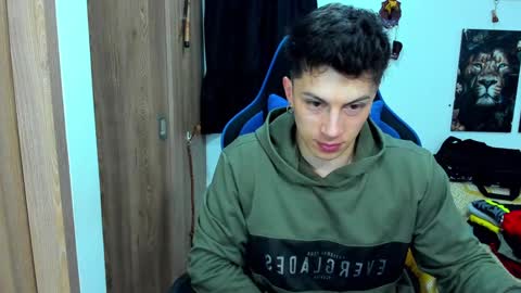 Snapshot of javiersexymann chatting on 12/28/24, 01:50 Javier online show from 12/28/24, 01:50