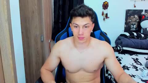 Snapshot of javiersexymann chatting on 02/12/25, 07:35 Javier online show from 02/12/25, 07:35