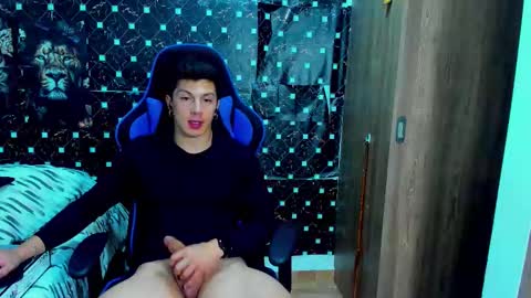 Javier online show from 01/08/26, 01:08