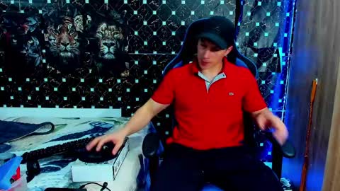 Snapshot of javiersexymann chatting on 05/26/26, 04:41 Javier online show from 05/26/26, 04:41