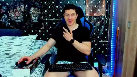 Snapshot of javiersexymann chatting on 07/10/26, 04:09 Javier online show from 07/10/26, 04:09