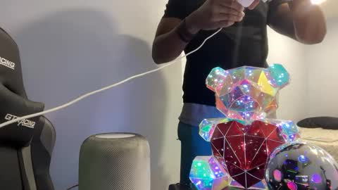 Snapshot of javiricorich chatting on 09/20/25, 01:06 javiSdick online show from 09/20/25, 01:06