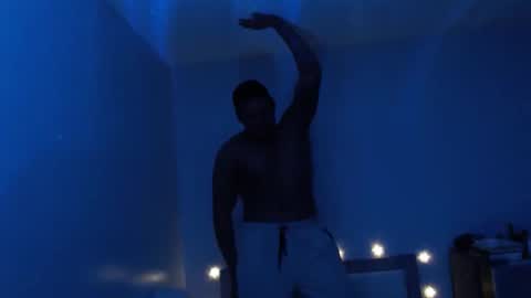 Snapshot of javiricorich chatting on 12/19/25, 11:12 javiSdick online show from 12/19/25, 11:12