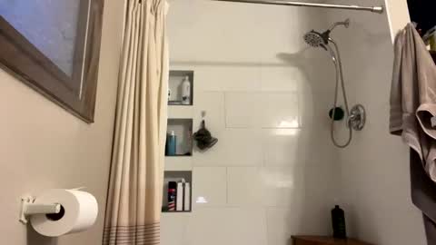 Jaws  online show from 02/11/25, 11:33