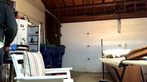 Snapshot of jawssharkparty chatting on 09/29/25, 05:45 Jaws online show from 09/29/25, 05:45