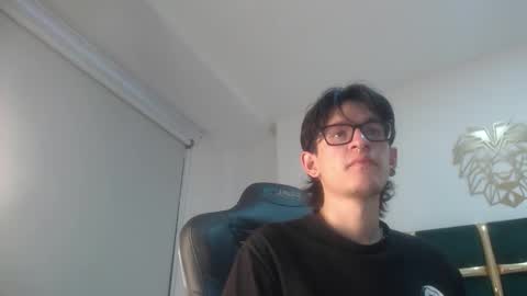 jax25_os online show from 10/19/25, 05:02