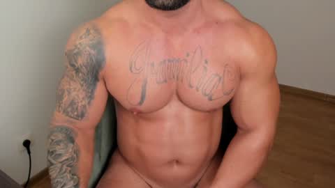 Snapshot of jaxonhunk chatting on 12/24/24, 03:05 JaxonHunk online show from 12/24/24, 03:05