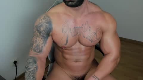 Snapshot of jaxonhunk chatting on 02/15/25, 03:20 JaxonHunk online show from 02/15/25, 03:20