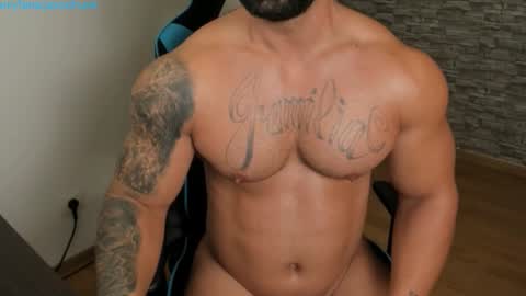 JaxonHunk online show from 11/17/25, 02:17