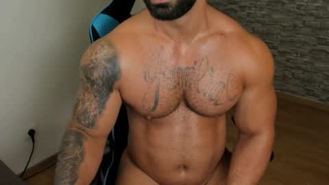 JaxonHunk online show from 12/15/25, 09:41
