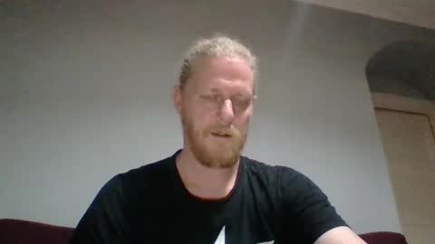 Snapshot of jaxx7777 chatting on 12/14/24, 03:29 jaxx7777 online show from 12/14/24, 03:29