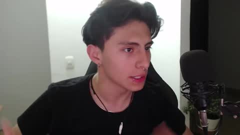 jay online show from 09/23/25, 03:42