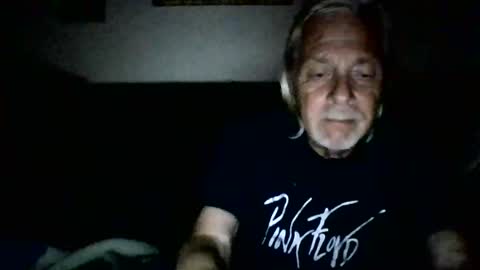 Snapshot of jay_jay1475 chatting on 11/20/25, 12:33 jay-jay1475 online show from 11/20/25, 12:33