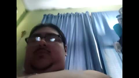 Snapshot of jay_longstocking chatting on 10/24/25, 04:03 Your Daddy online show from 10/24/25, 04:03