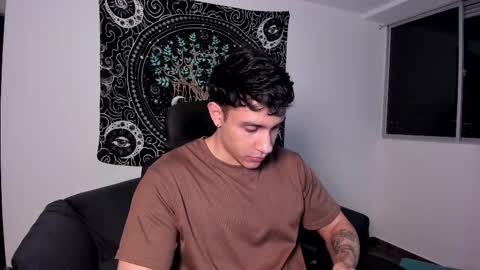 Snapshot of jay_marcos chatting on 02/19/25, 04:55 Jay marcos online show from 02/19/25, 04:55