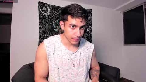 Snapshot of jay_marcos chatting on 02/20/25, 04:39 Jay marcos online show from 02/20/25, 04:39