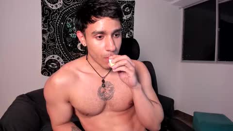 Snapshot of jay_marcos chatting on 02/21/25, 06:29 Jay marcos online show from 02/21/25, 06:29