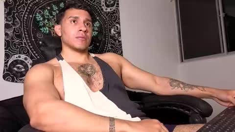 Snapshot of jay_marcos chatting on 10/10/25, 04:11 Jay marcos online show from 10/10/25, 04:11