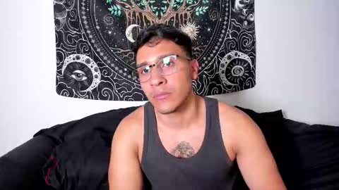 Snapshot of jay_marcos chatting on 10/13/25, 04:23 Jay marcos online show from 10/13/25, 04:23