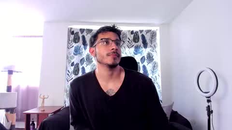 Snapshot of jay_marcos chatting on 11/23/25, 03:45 Jay marcos online show from 11/23/25, 03:45