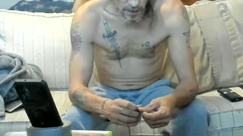 Snapshot of jay_short7863 chatting on 05/18/26, 03:18 O F jay short786 online show from 05/18/26, 03:18