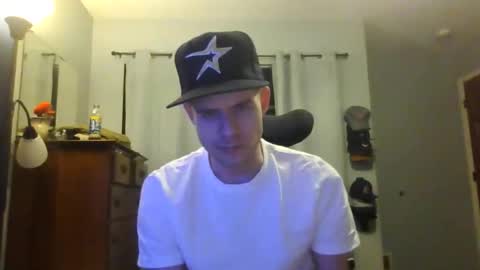 Snapshot of jaybrik92 chatting on 05/03/26, 02:17 Jlio Delgauto online show from 05/03/26, 02:17