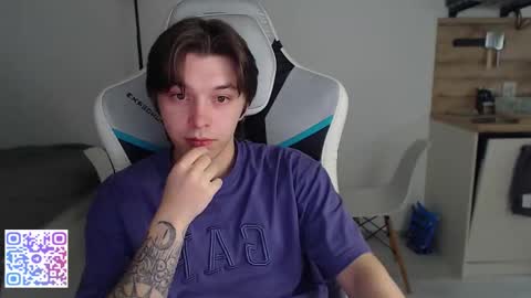 Jayce online show from 10/23/25, 04:28