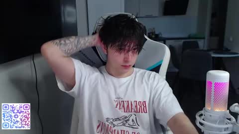 Jayce online show from 06/01/26, 01:24