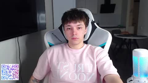 Snapshot of jayce_icestone chatting on 07/19/26, 11:30 Jayce online show from 07/19/26, 11:30