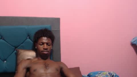 Snapshot of jaycolinss chatting on 12/29/24, 03:33 jaycollins online show from 12/29/24, 03:33