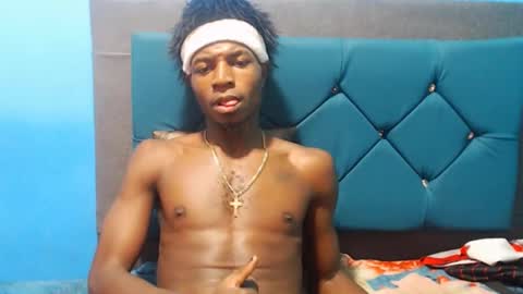 Snapshot of jaycolinss chatting on 01/14/25, 12:35 jaycollins online show from 01/14/25, 12:35