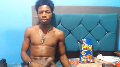 Snapshot of jaycolinss chatting on 01/19/25, 06:21 jaycollins online show from 01/19/25, 06:21