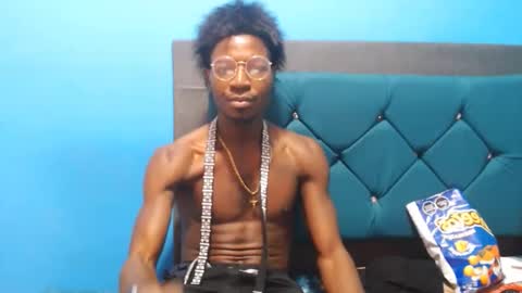 Snapshot of jaycolinss chatting on 01/19/25, 09:45 jaycollins online show from 01/19/25, 09:45