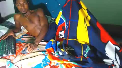 Snapshot of jaycolinss chatting on 02/15/25, 09:49 jaycollins online show from 02/15/25, 09:49