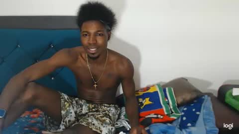 Snapshot of jaycolinss chatting on 02/20/25, 06:17 jaycollins online show from 02/20/25, 06:17