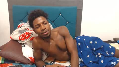 Snapshot of jaycolinss chatting on 02/24/25, 12:30 jaycollins online show from 02/24/25, 12:30