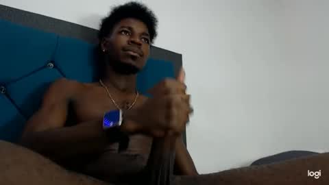 Snapshot of jaycolinss chatting on 03/06/25, 05:33 jaycollins online show from 03/06/25, 05:33