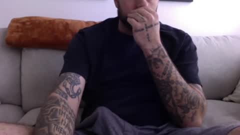 jayg333 online show from 02/19/25, 03:05