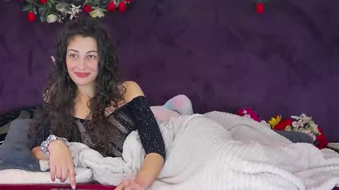 Snapshot of jayllene chatting on 11/17/25, 09:26 Jayllene online show from 11/17/25, 09:26