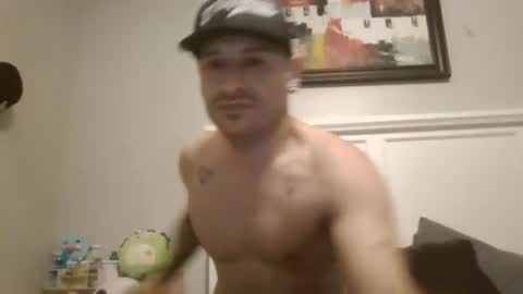 Snapshot of jayruthless666 chatting on 04/27/26, 01:42 jayruthless666 online show from 04/27/26, 01:42