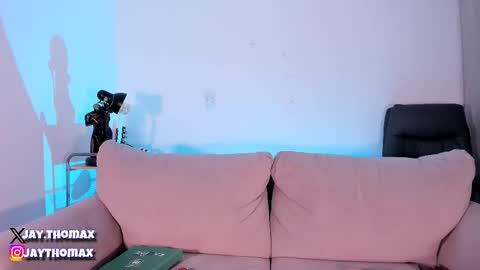 Snapshot of jaythomax chatting on 02/10/25, 07:49 jaythomax online show from 02/10/25, 07:49