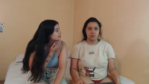 Jazmin and Scarlett online show from 07/07/26, 07:40