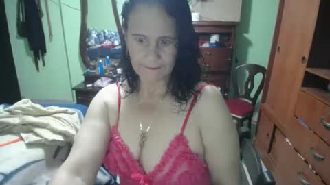 Snapshot of jazmin_rios chatting on 01/28/25, 10:12 jazmim online show from 01/28/25, 10:12