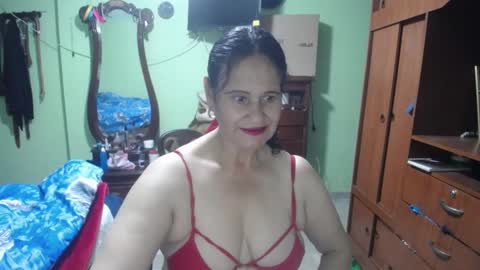 Snapshot of jazmin_rios chatting on 01/31/25, 11:13 jazmim online show from 01/31/25, 11:13