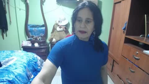 Snapshot of jazmin_rios chatting on 02/04/25, 12:19 jazmim online show from 02/04/25, 12:19