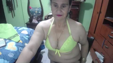 Snapshot of jazmin_rios chatting on 02/19/25, 11:57 jazmim online show from 02/19/25, 11:57