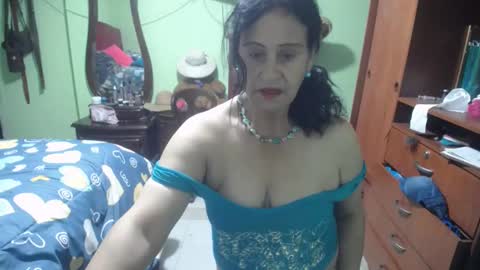 Snapshot of jazmin_rios chatting on 03/01/25, 11:06 jazmim online show from 03/01/25, 11:06