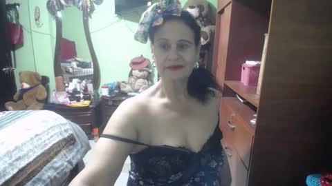 Snapshot of jazmin_rios chatting on 10/04/25, 11:19 jazmim online show from 10/04/25, 11:19